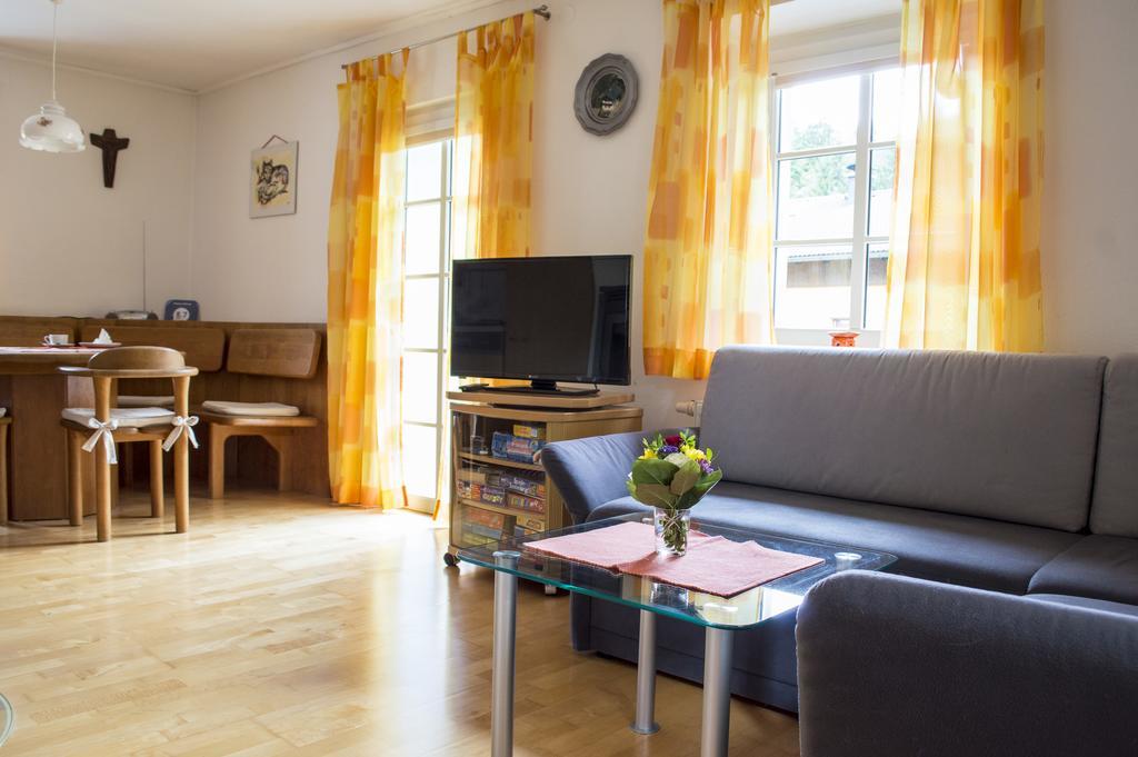 Haus Loferer Apartment Sankt Martin bei Lofer Exterior foto